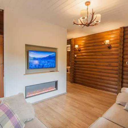 High Oaks Grange - * Pickering